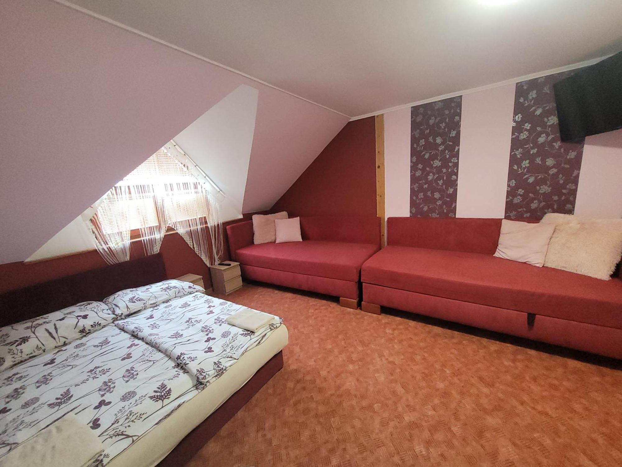 Penzion Korzo Sturovo Luaran gambar
