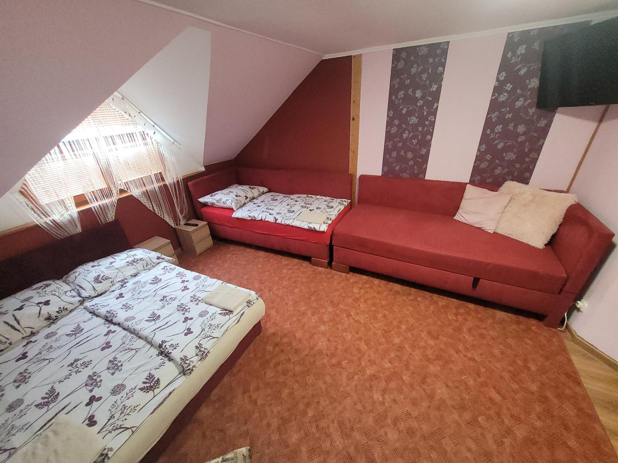 Penzion Korzo Sturovo Luaran gambar