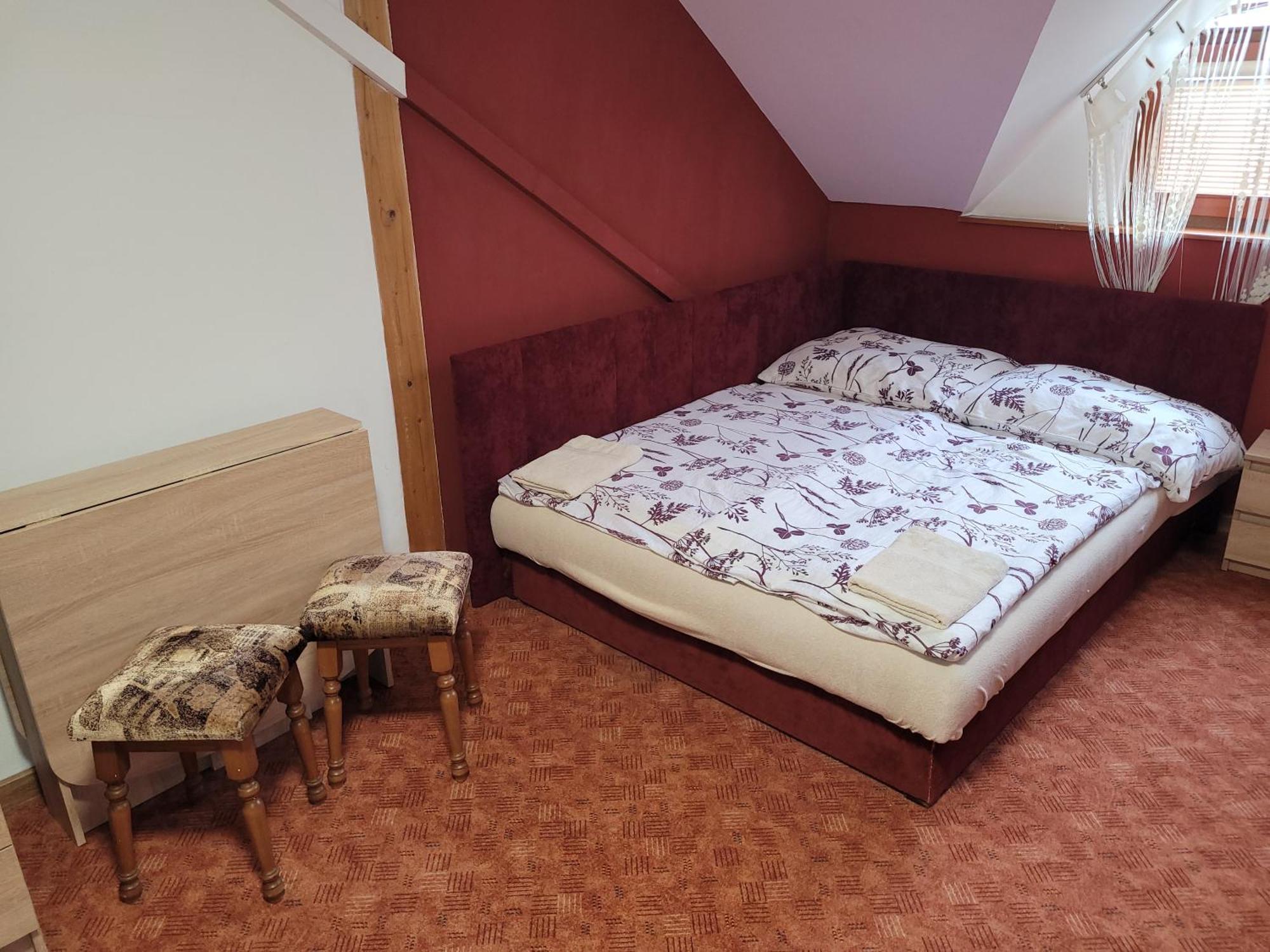 Penzion Korzo Sturovo Luaran gambar